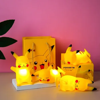 1Pcs Pokemon Pikachu Noite de Luz Suave e Bonito Anime TAKARA TOMY LED Quarto de Cabeceira Decorações de Luz para Crianças Requintado Presente Brinquedo
