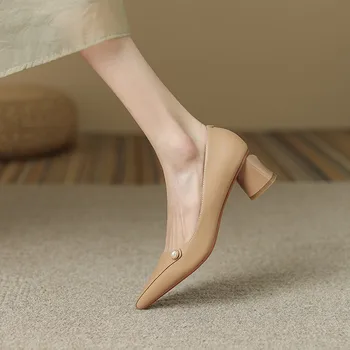 2022 Nova Moda de Damasco Noite Salto Alto da Mulher de Nicho Projeto Pérola Branca, Sapatos de Couro de bico Grosso Calcanhar francês Sapatos