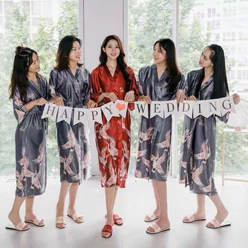 Coreia Japão Estilo Verão De Dama De Honra De Dormir Mulheres De Festa De Cetim De Noiva Veste De Noiva Sexy De Vestir Lace Vestido De Seda Quimono Roupão De Banho