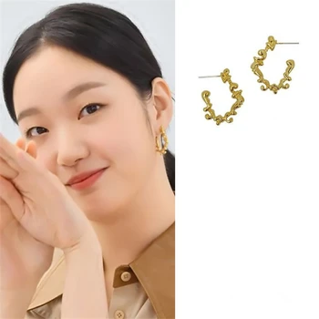 Kim Go Eun Mesmo estilo coreano de moda novo estilo elegante de alta qualidade retro totem Brincos